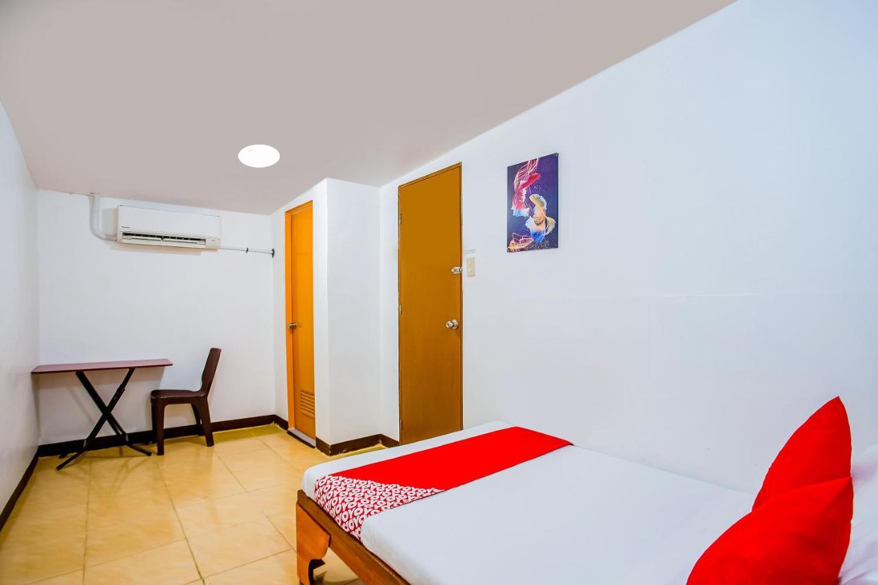 Mye Tourist Inn Paranaque City Buitenkant foto